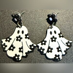 Ghost Daisy Halloween Earrings